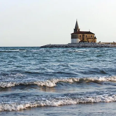 Vila Bright With Private Garden - Beahost Caorle